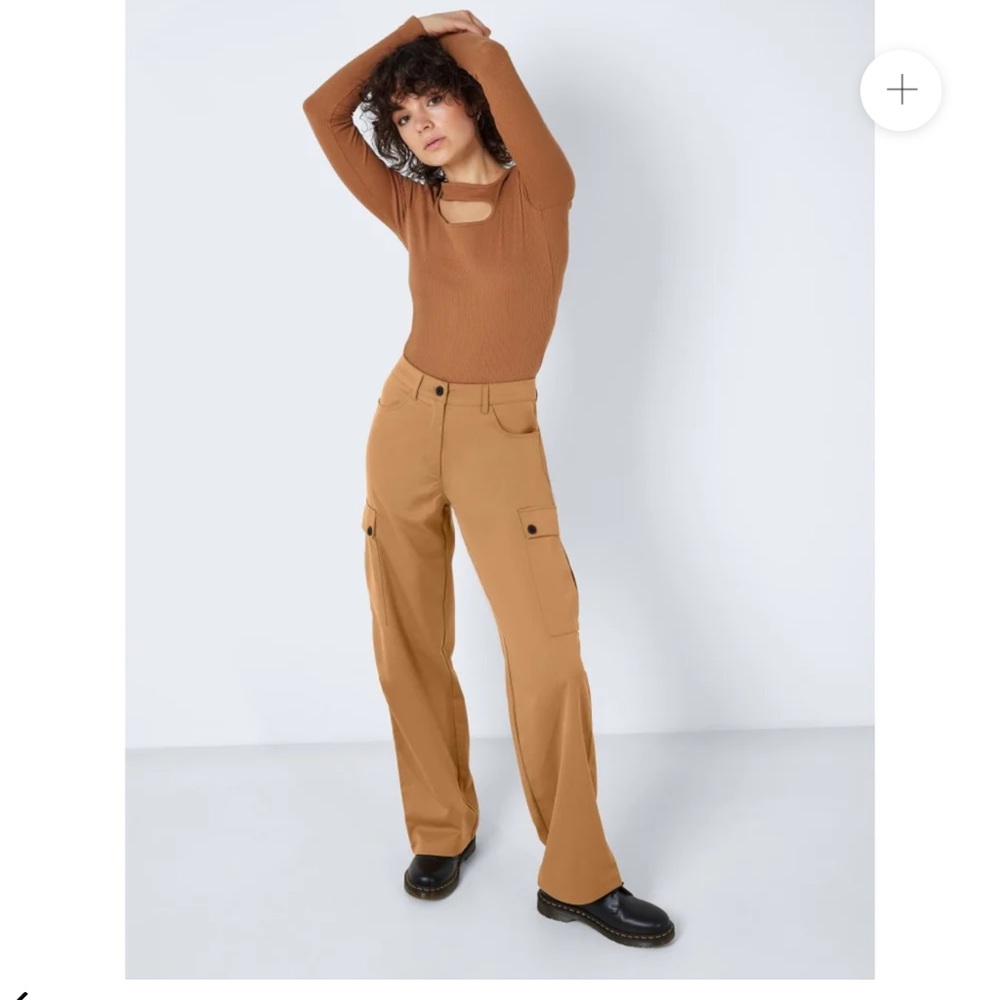 Noisy May Premium High Waisted Wide Leg Cargos in Chipmunk/Camel(NWT)